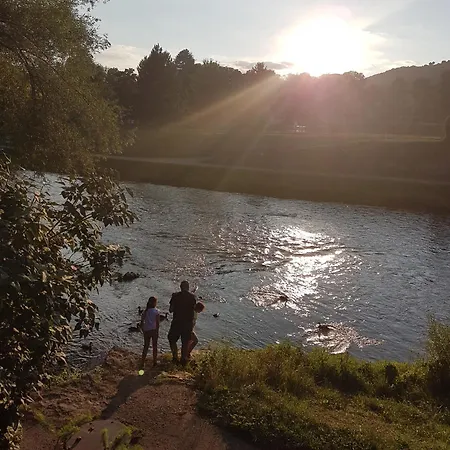 בית נופש Riverrun Saint-Geniez-dʼOlt