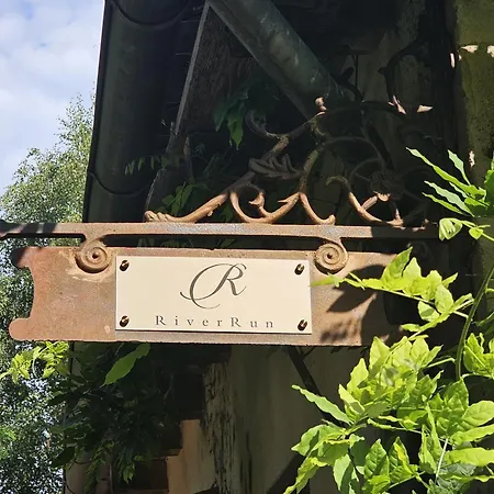 Riverrun * Saint-Geniez-dʼOlt