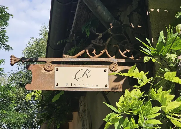 Riverrun * Saint-Geniez-dʼOlt